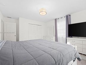 701 NE 6th St, Hallandale Beach FL 33009