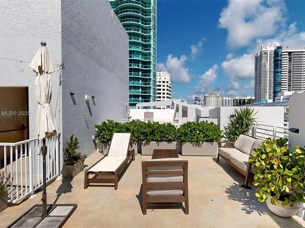 5970 Indian Creek Dr PH4, Miami Beach FL 33140