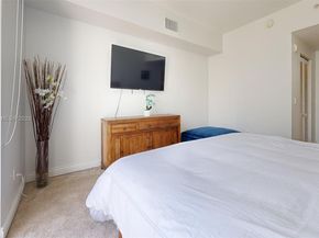 5970 Indian Creek Dr PH4, Miami Beach FL 33140