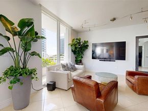 5970 Indian Creek Dr PH4, Miami Beach FL 33140