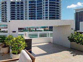 5970 Indian Creek Dr PH4, Miami Beach FL 33140