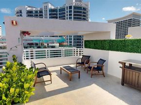 5970 Indian Creek Dr PH4, Miami Beach FL 33140