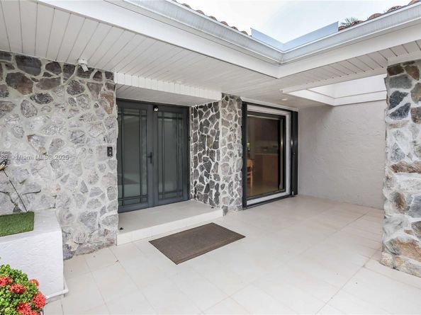 3650 N 36th Ave 2, Hollywood FL 33021