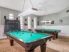 3505 NW 48th Ave 411, Lauderdale Lakes FL 33319