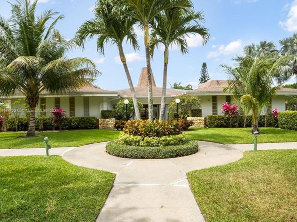 3505 NW 48th Ave 411, Lauderdale Lakes FL 33319