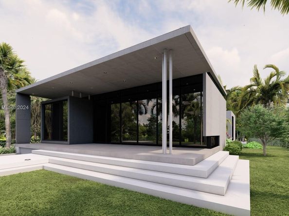 260 NW 43rd St, Miami FL 33127