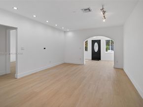 1113 N Victoria Park Rd, Fort Lauderdale FL 33304