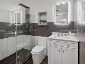 1113 N Victoria Park Rd, Fort Lauderdale FL 33304