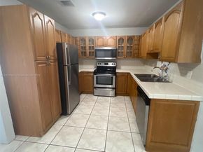3841 NW 7th Ct, Lauderhill FL 33311