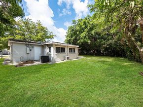 3841 NW 7th Ct, Lauderhill FL 33311