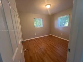 3841 NW 7th Ct, Lauderhill FL 33311