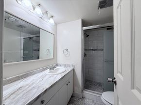 8450 Sunrise Lakes Blvd 111, Sunrise FL 33322