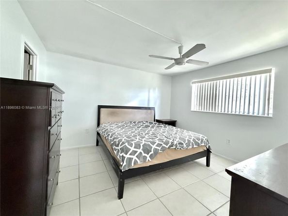8450 Sunrise Lakes Blvd 111, Sunrise FL 33322