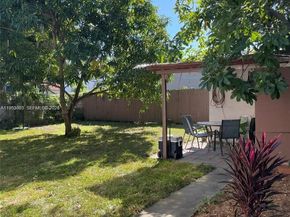 1790 NW 19th St, Miami FL 33125