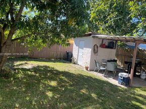 1790 NW 19th St, Miami FL 33125
