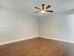 640 SW 113th Ter, Pembroke Pines FL 33025