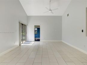 640 SW 113th Ter, Pembroke Pines FL 33025