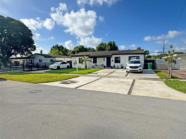 7580 SW 29th St, Miami FL 33155