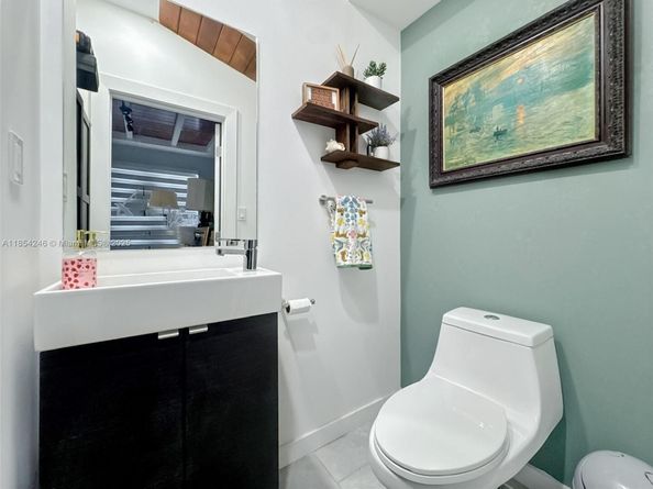 7580 SW 29th St, Miami FL 33155