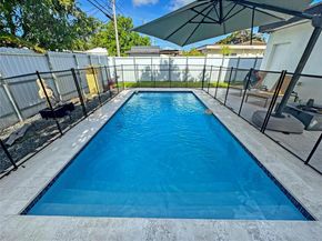 7580 SW 29th St, Miami FL 33155