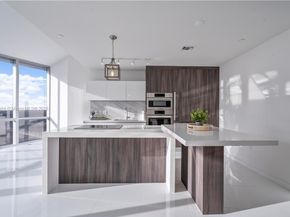 851 NE 1st Ave 2904, Miami FL 33132