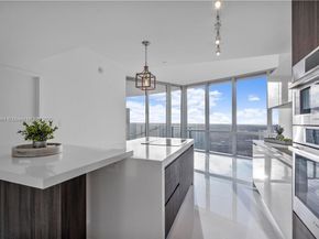 851 NE 1st Ave 2904, Miami FL 33132