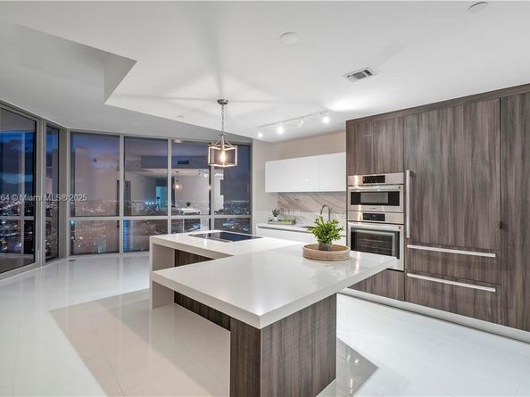 851 NE 1st Ave 2904, Miami FL 33132