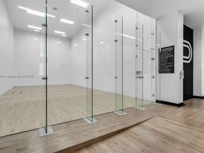 851 NE 1st Ave 2904, Miami FL 33132