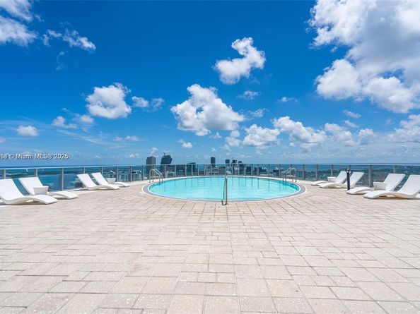 851 NE 1st Ave 2904, Miami FL 33132