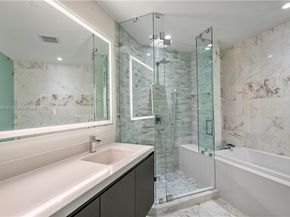 851 NE 1st Ave 2904, Miami FL 33132