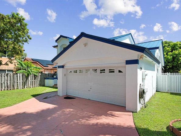 9133 SW 142nd Pl, Miami FL 33186