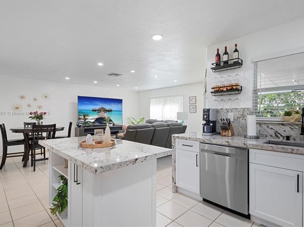 9133 SW 142nd Pl, Miami FL 33186