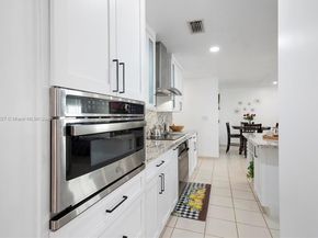 9133 SW 142nd Pl, Miami FL 33186