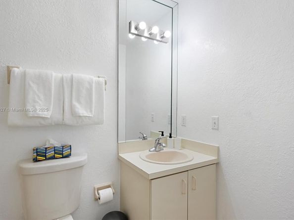 9133 SW 142nd Pl, Miami FL 33186