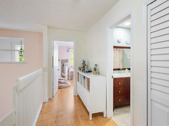 9133 SW 142nd Pl, Miami FL 33186