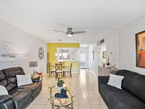 4431 NW 16th St H110, Lauderhill FL 33313