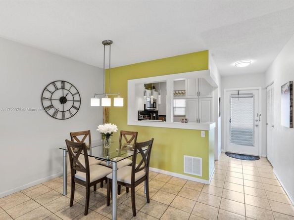 4431 NW 16th St H110, Lauderhill FL 33313