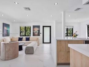 400 NW 40th St, Miami FL 33127