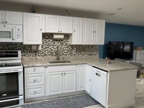 2950 NE 11th Ave, Pompano Beach FL 33064