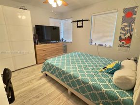 2950 NE 11th Ave, Pompano Beach FL 33064