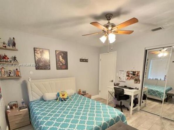 2950 NE 11th Ave, Pompano Beach FL 33064