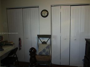 2831 Pierce St 205, Hollywood FL 33020