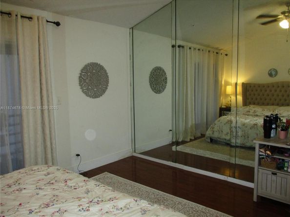 2831 Pierce St 205, Hollywood FL 33020