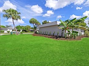 5000 Bayberry Ln, Tamarac FL 33319