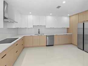 5000 Bayberry Ln, Tamarac FL 33319