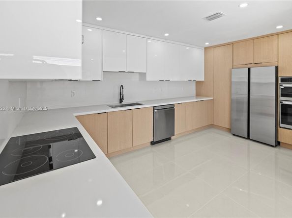 5000 Bayberry Ln, Tamarac FL 33319