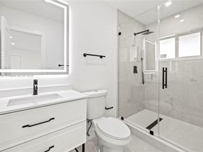 5000 Bayberry Ln, Tamarac FL 33319