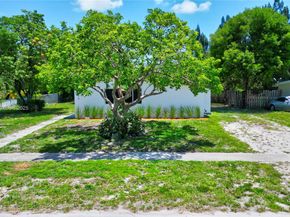 1516 NW 19th Ave, Fort Lauderdale FL 33311