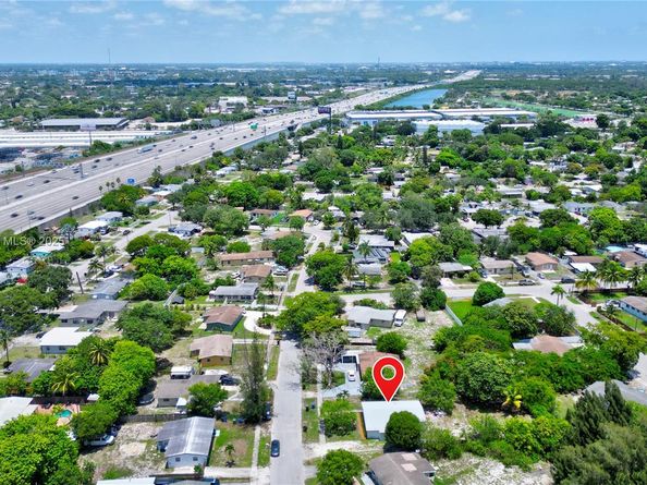 1516 NW 19th Ave, Fort Lauderdale FL 33311