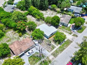 1516 NW 19th Ave, Fort Lauderdale FL 33311
